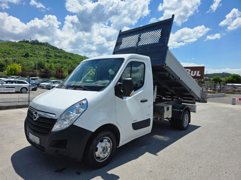 Opel Movano