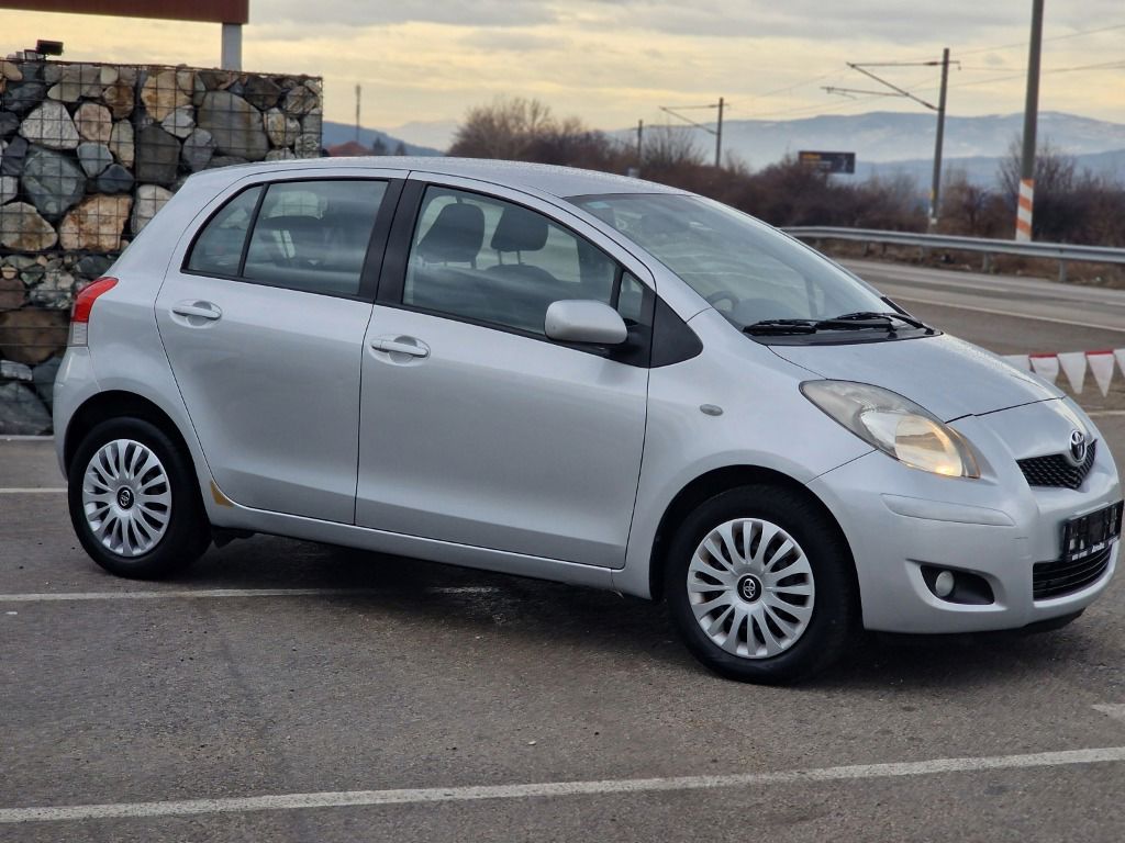 Toyota Yaris 1.3 VVTI 6ск