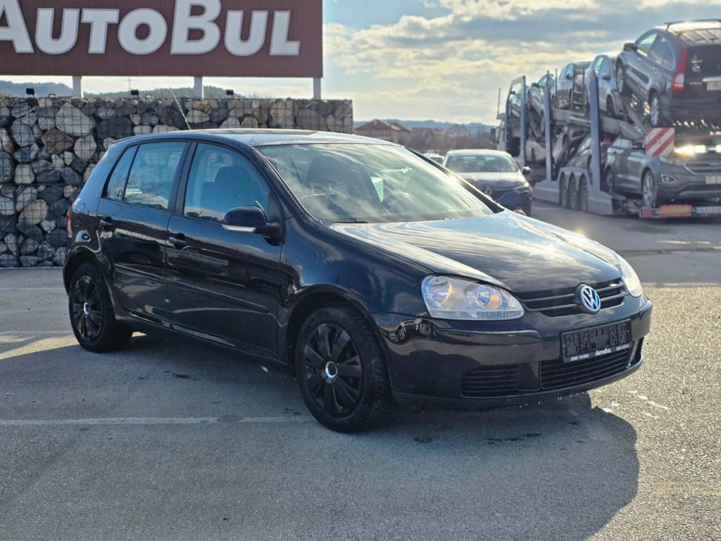 VW Golf 1.6i